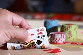 Ilustrasi promosi dan bonus taruhan online di mataslot77